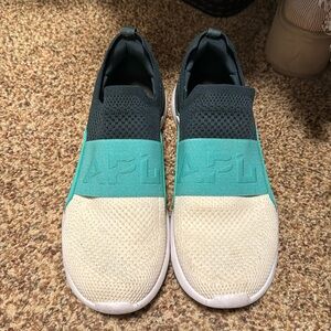 APL slip ons